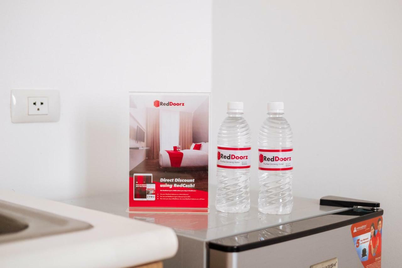 Reddoorz Premium @ Amaia Skies Avenida Manilla Buitenkant foto
