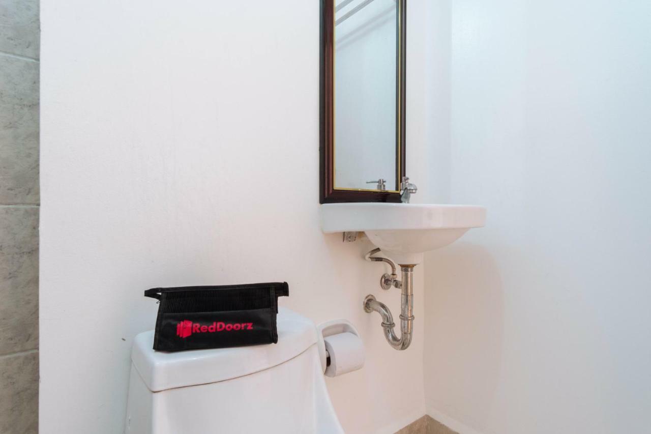 Reddoorz Premium @ Amaia Skies Avenida Manilla Buitenkant foto